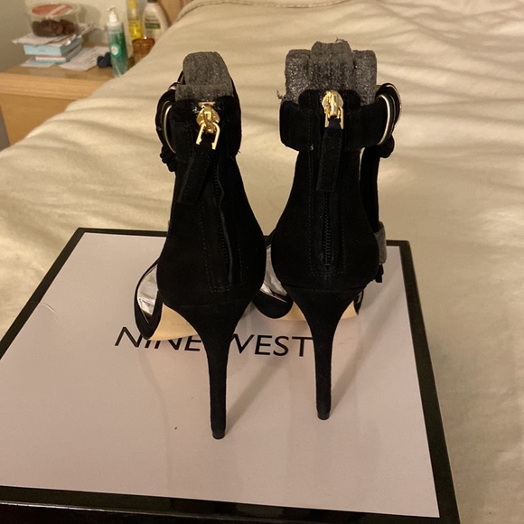 Nine West hills,size 7 1/2,new. - Picture 2 of 6